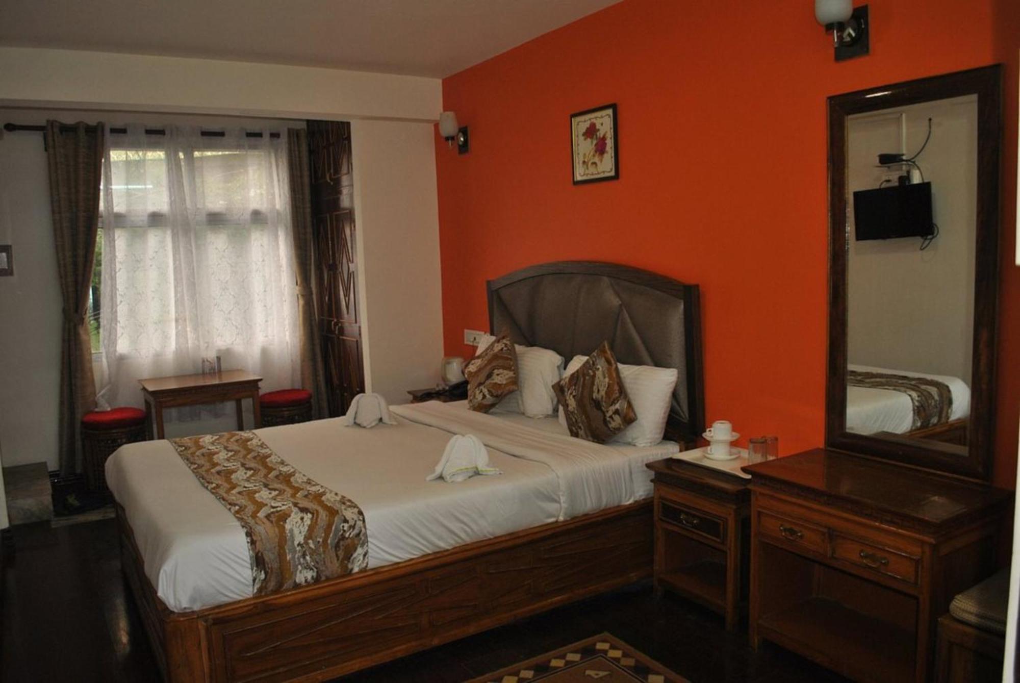 Hotel Kasturi Palace Darjeeling - Excellent Service Recommended Exteriör bild